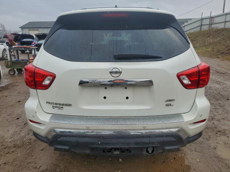 Photo 6 from auction – 2017 NISSAN PATHFINDER with VIN 5N1DR2MMXHC618237