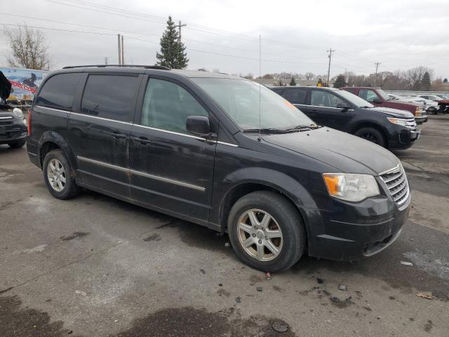 Photo 4 from auction – 2010 CHRYSLER TOWN & COU with VIN 2A4RR5D12AR386886