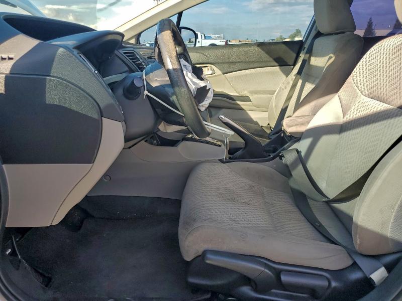 Photo 7 from auction – 2015 HONDA CIVIC LX with VIN 19XFB2F55FE700678