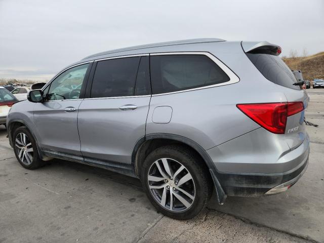 Photo 2 from auction – 2017 HONDA PILOT TOUR with VIN 5FNYF6H90HB090738