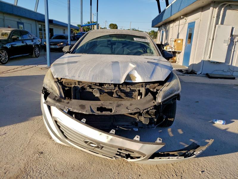 Photo 5 from auction – 2017 HYUNDAI SONATA SE with VIN 5NPE24AF0HH470568