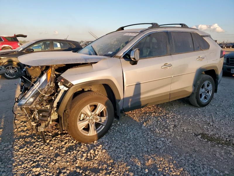 TOYOTA RAV4 XLE 2025 with VIN 2T3W1RFV7SC314436 - Photo from auction