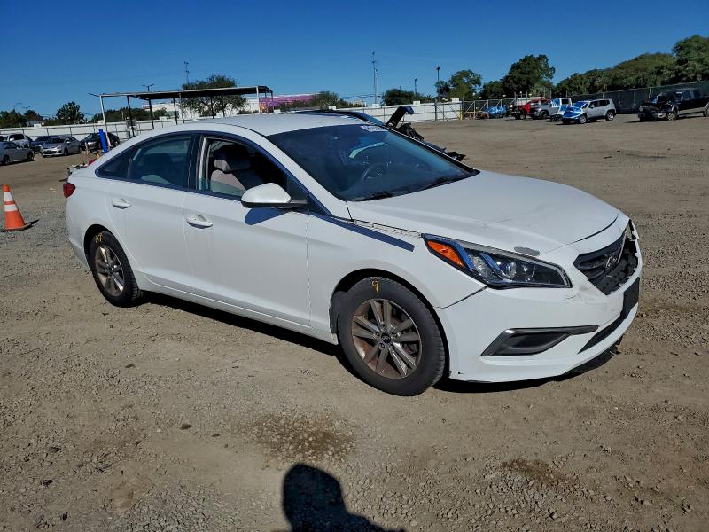 Photo 4 from auction – 2016 HYUNDAI SONATA SE with VIN 5NPE24AF4GH307579