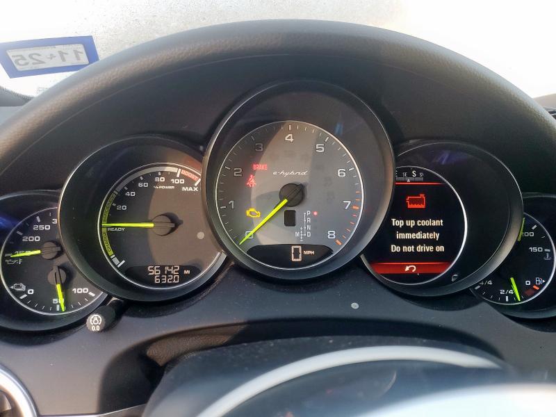 Photo 9 from auction – 2017 PORSCHE CAYENNE SE with VIN WP1AE2A21HLA73954