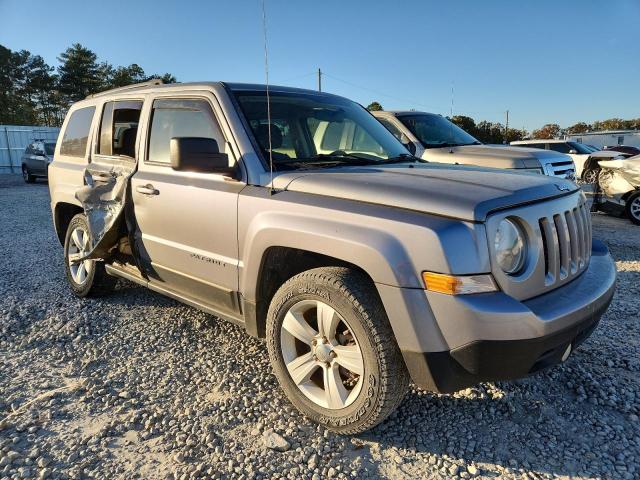 Photo 4 from auction – 2015 JEEP PATRIOT SP with VIN 1C4NJPBB4FD410151