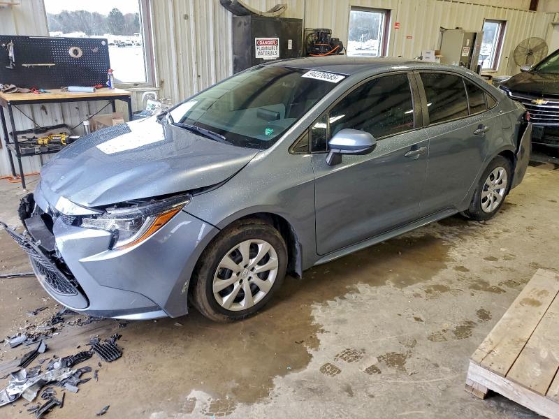 TOYOTA COROLLA LE 2022 with VIN 5YFEPMAE9NP362215 - Photo from auction