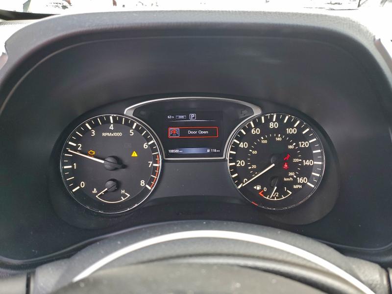 Photo 9 from auction – 2017 NISSAN PATHFINDER with VIN 5N1DR2MM1HC625724