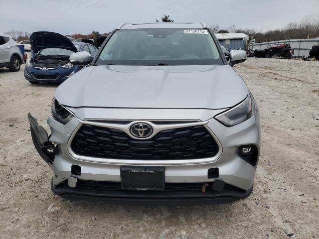 Photo 5 from auction – 2022 TOYOTA HIGHLANDER with VIN 5TDGZRBH4NS204798