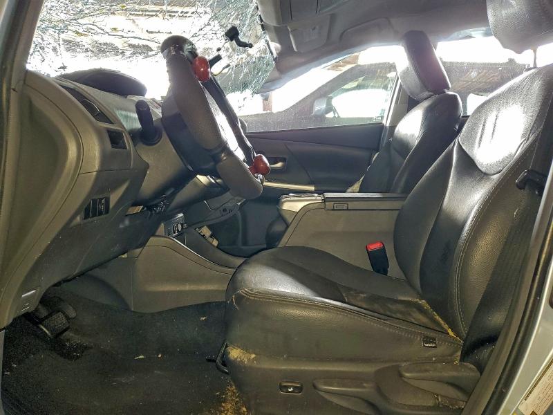 Photo 7 from auction – 2013 TOYOTA PRIUS V with VIN JTDZN3EU0D3199027