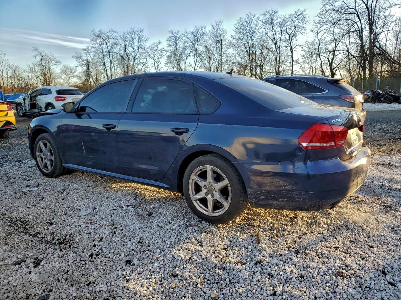 Photo 2 from auction – 2014 VOLKSWAGEN PASSAT S with VIN 1VWAS7A31EC111580