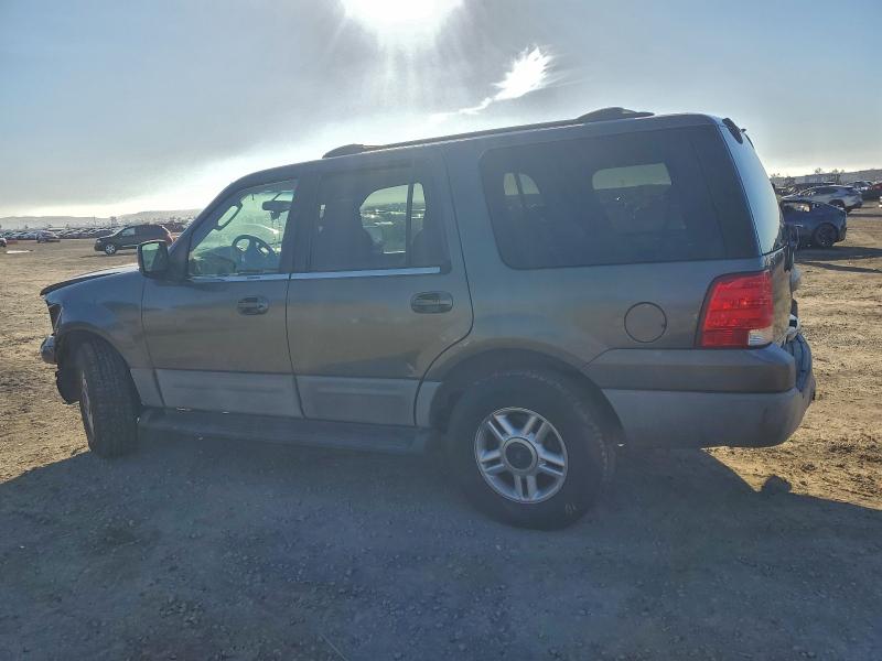 Photo 2 from auction – 2003 FORD EXPEDITION with VIN 1FMRU15W13LA80292
