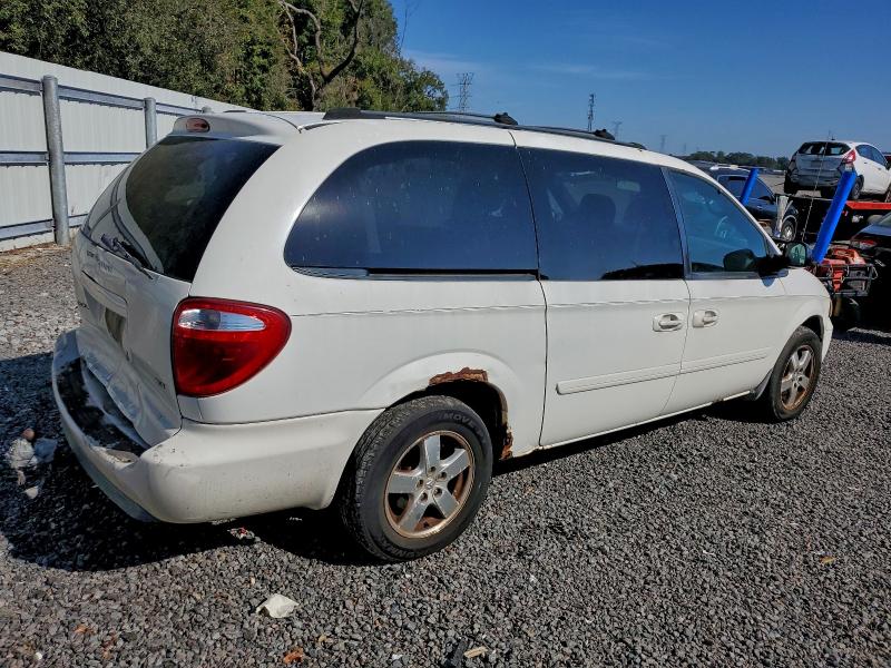 Foto 3 de la subasta – 2005 DODGE GRAND CARA con VIN 2D4GP44L55R130622