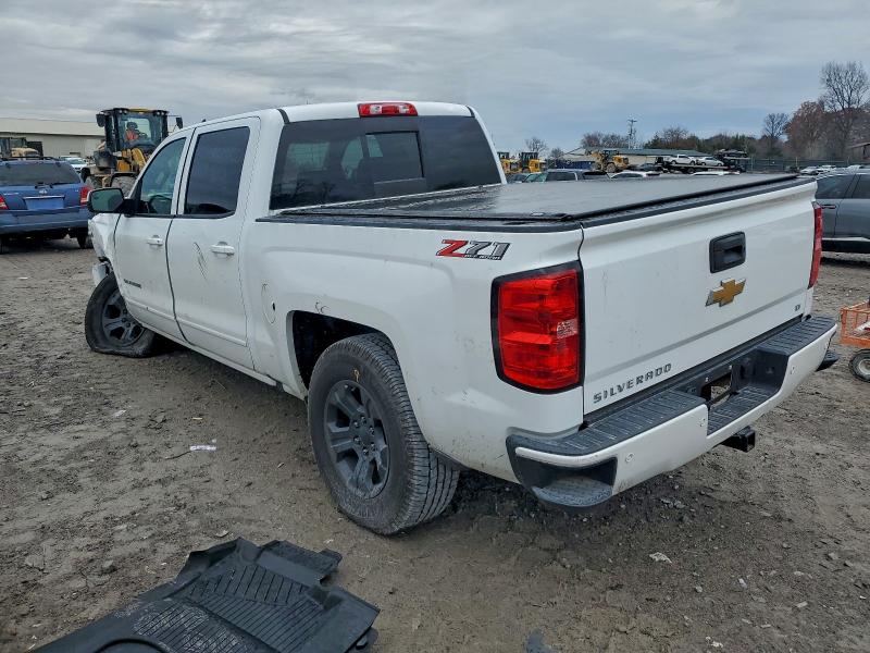 Photo 2 from auction – 2018 CHEVROLET SILVERADO with VIN 3GCUKREC9JG293977