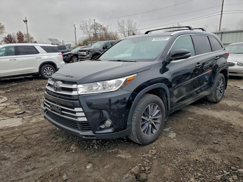 TOYOTA HIGHLANDER 2017 с VIN 5TDJZRFH5HS446522 - Фото с аукциона
