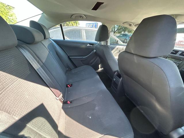 Photo 6 from auction – 2015 VOLKSWAGEN JETTA BASE with VIN 3VW1K7AJ3FM400314