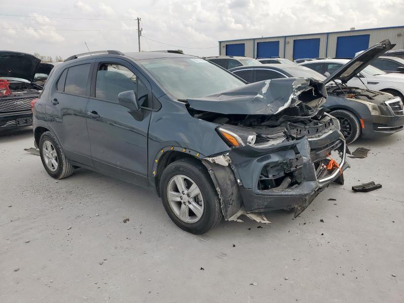 Photo 4 from auction – 2021 CHEVROLET TRAX 1LT with VIN KL7CJLSB8MB312052