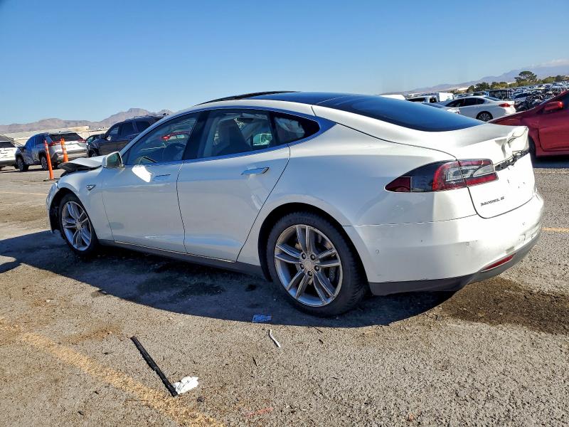 Photo 2 from auction – 2015 TESLA MODEL S with VIN 5YJSA1E29FF107922