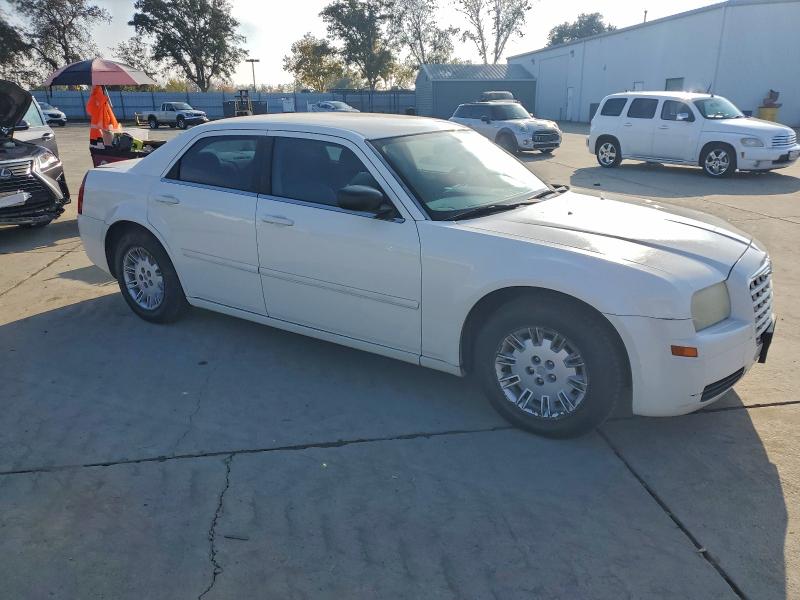 Photo 4 from auction – 2006 CHRYSLER 300 with VIN 2C3KA43R96H269923