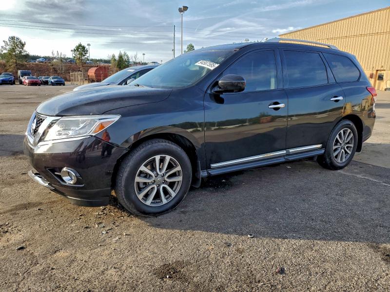 NISSAN PATHFINDER 2015 with VIN 5N1AR2MN3FC636748 - Photo from auction