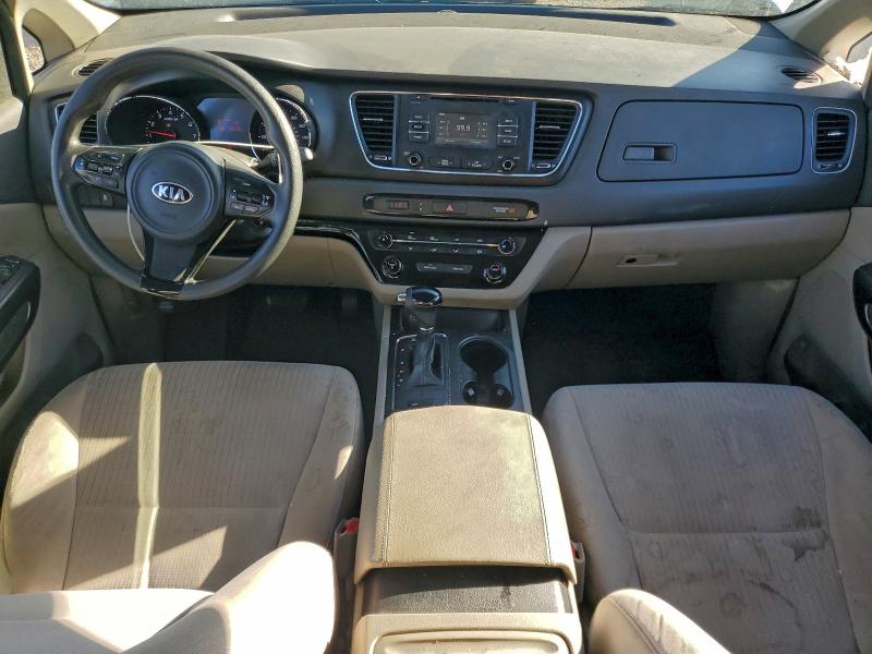 Photo 8 from auction – 2017 KIA SEDONA LX with VIN KNDMB5C17H6219138