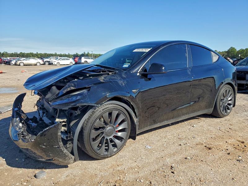 TESLA MODEL Y 2022 with VIN 7SAYGDEFXNF389213 - Photo from auction
