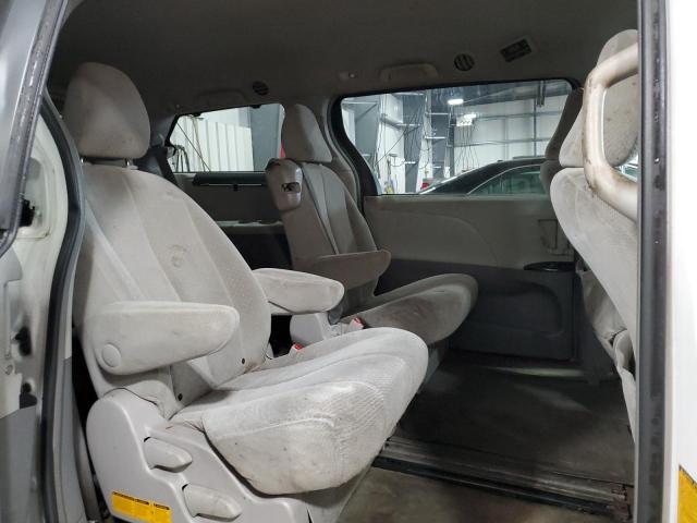 Photo 11 from auction – 2014 TOYOTA SIENNA with VIN 5TDKK3DC9ES520288