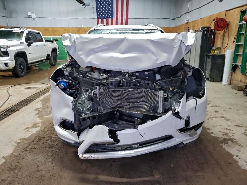 Photo 5 from auction – 2017 BUICK ENCLAVE with VIN 5GAKVCKD3HJ327852