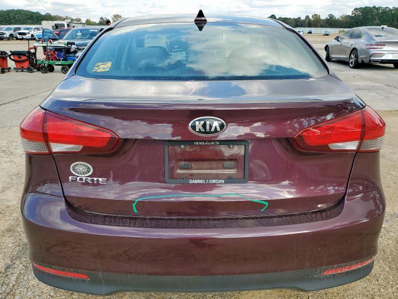 Photo 6 from auction – 2018 KIA FORTE LX with VIN 3KPFL4A79JE236689