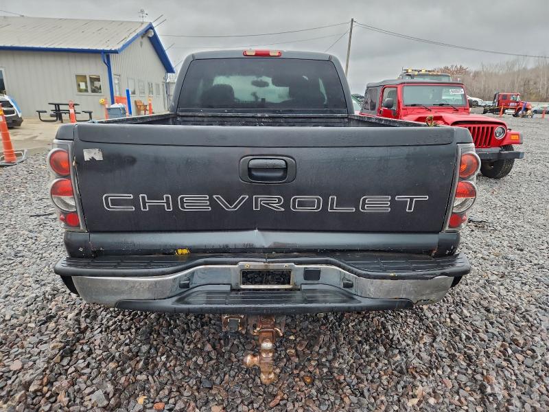 Photo 6 from auction – 2005 CHEVROLET SILVERADO with VIN 2GCEC19T251357899