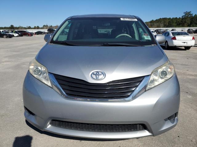 Photo 5 from auction – 2014 TOYOTA SIENNA LE with VIN 5TDJK3DC6ES073995