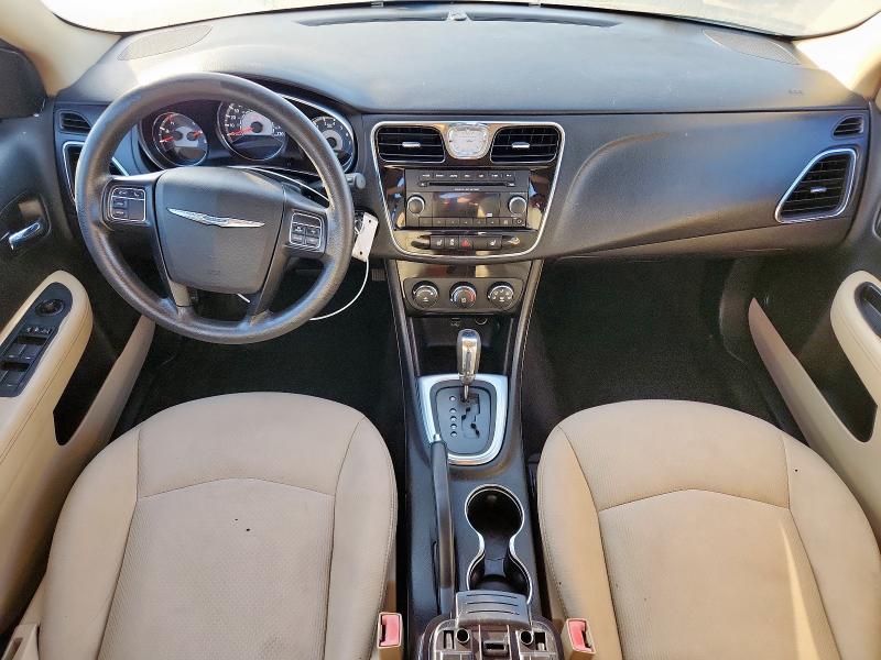 Photo 8 from auction – 2014 CHRYSLER 200 LX with VIN 1C3CCBAGXEN101377