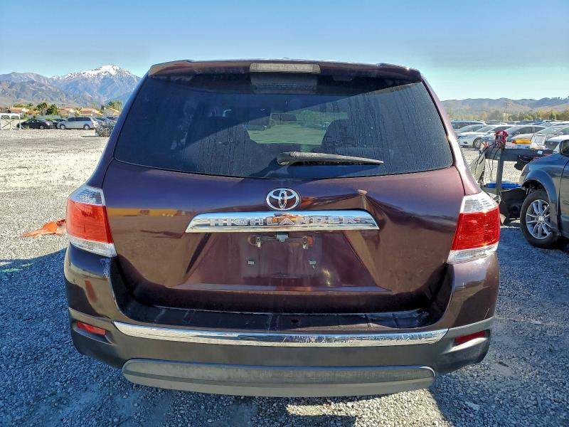 Photo 6 from auction – 2012 TOYOTA HIGHLANDER with VIN 5TDZA3EH3CS026713