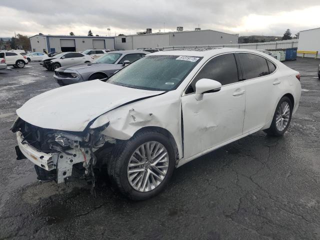 LEXUS ES 2013 with VIN JTHBK1GGXD2040803 - Photo from auction