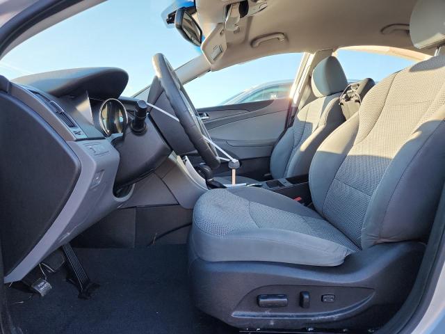 Photo 7 from auction – 2014 HYUNDAI SONATA GLS with VIN 5NPEB4AC0EH865447