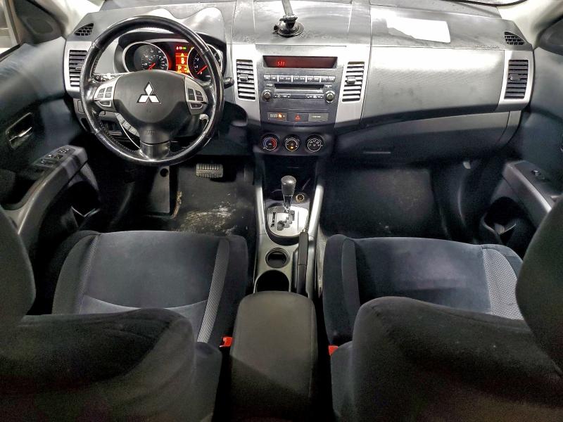Photo 8 from auction – 2010 MITSUBISHI OUTLANDER with VIN JA4AS2AW5AZ010222