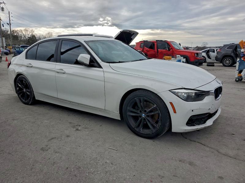Photo 4 from auction – 2016 BMW 320 I with VIN WBA8E1G51GNT33720