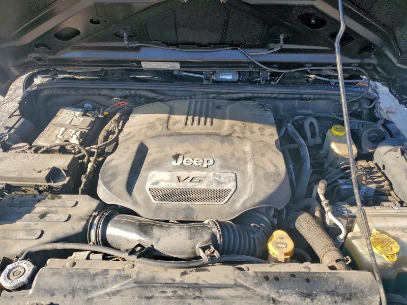 Photo 12 from auction – 2014 JEEP WRANGLER U with VIN 1C4BJWDG4EL185871