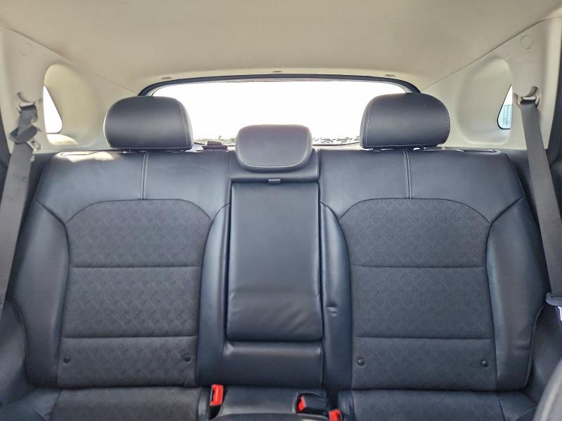 Photo 10 from auction – 2017 KIA NIRO EX with VIN KNDCC3LC2H5070240