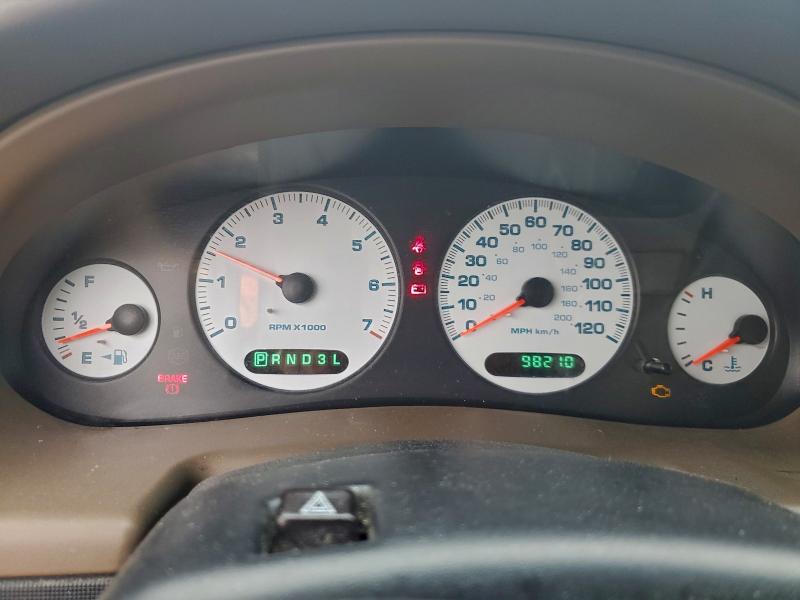 Photo 9 from auction – 2002 DODGE INTREPID E with VIN 2B3HD56M02H105166