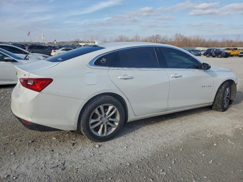 Photo 3 from auction – 2016 CHEVROLET MALIBU LT with VIN 1G1ZE5ST3GF248952