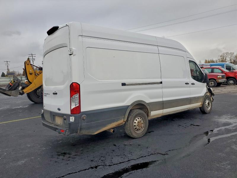 Photo 3 from auction – 2022 FORD TRANSIT T- with VIN 1FTBR3U8XNKA33843