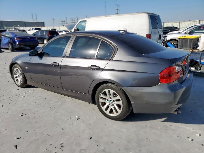 Photo 2 from auction – 2007 BMW 328 XI with VIN WBAVC93547KX61148