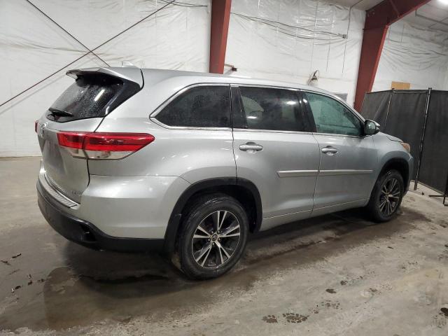 Photo 3 from auction – 2017 TOYOTA HIGHLANDER with VIN 5TDBZRFH4HS444541
