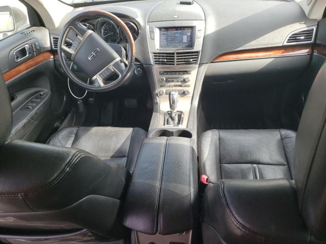 Zdjęcie 8 z aukcji – 2011 LINCOLN MKT z VIN 2LMHJ5AT6BBJ52405