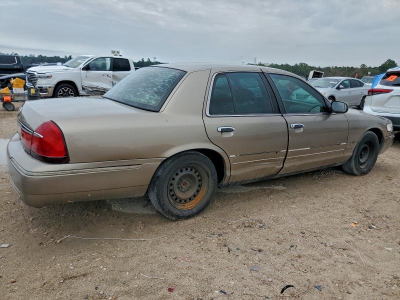 Photo 3 from auction – 2002 MERCURY GRAND MARQ with VIN 2MEFM74W22X649436