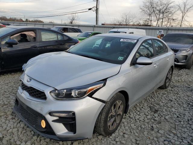 KIA FORTE FE 2021 with VIN 3KPF24ADXME370575 - Photo from auction