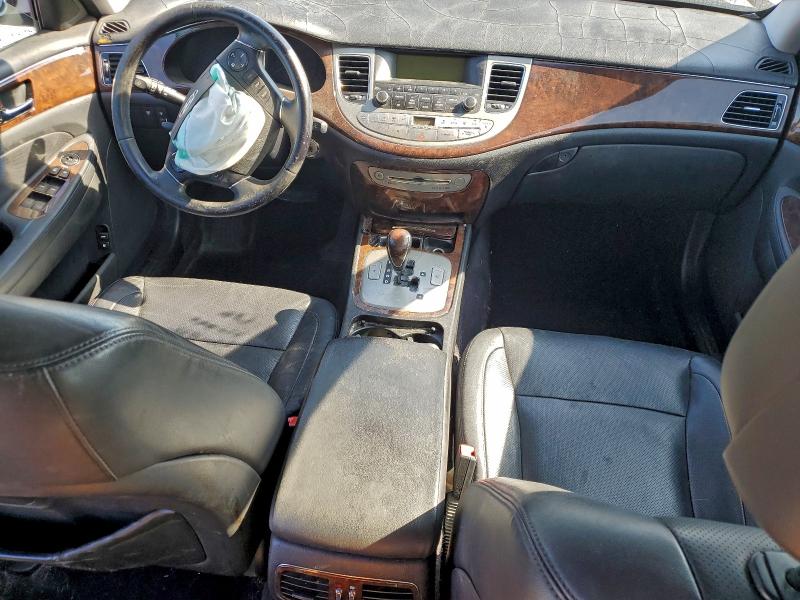 Photo 8 from auction – 2011 HYUNDAI GENESIS 3. with VIN KMHGC4DE9BU136587