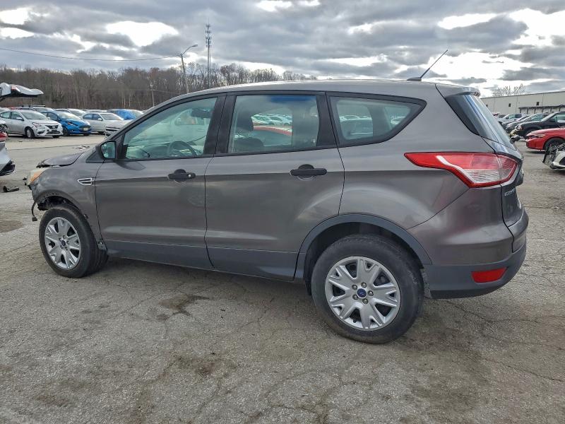 Photo 2 from auction – 2013 FORD ESCAPE S with VIN 1FMCU0F70DUB93055
