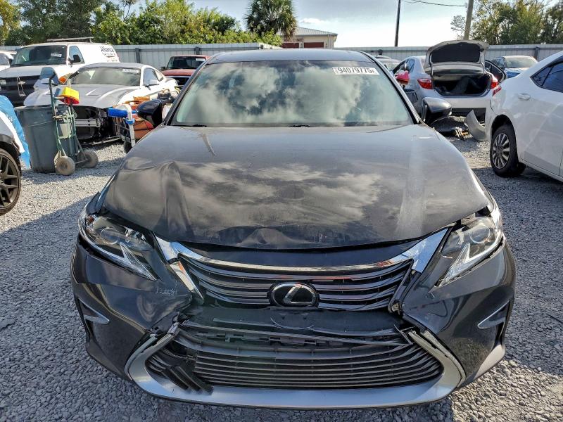 Photo 5 from auction – 2016 LEXUS ES 350 with VIN 58ABK1GG0GU006478