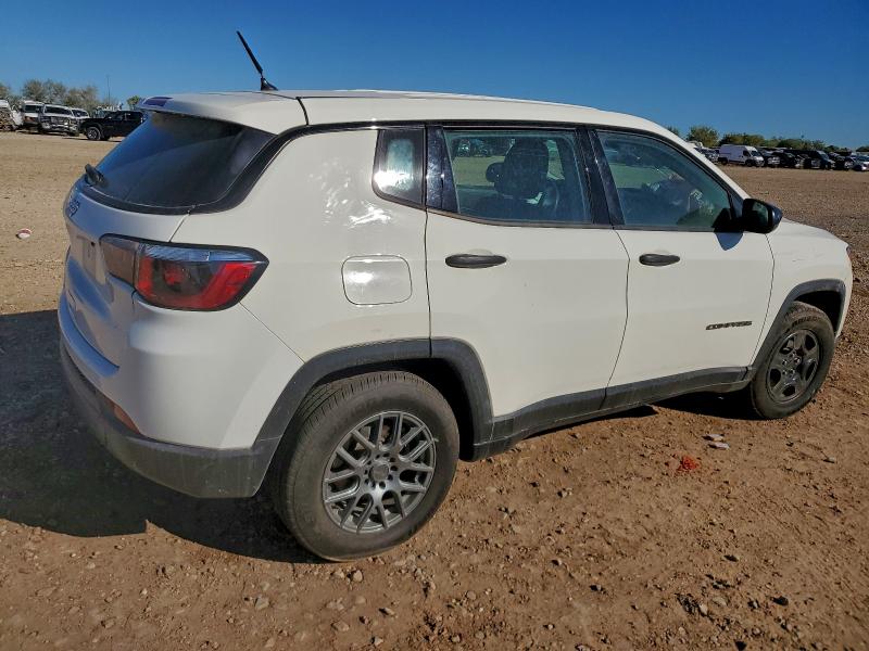 Foto 3 de la subasta – 2018 JEEP COMPASS SP con VIN 3C4NJCAB2JT151673